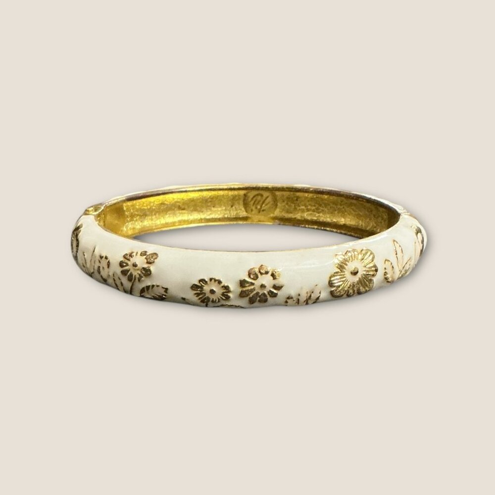 Vintage Floral Enamel Hinged Bangle Bracelet With Gold-Tone Accents